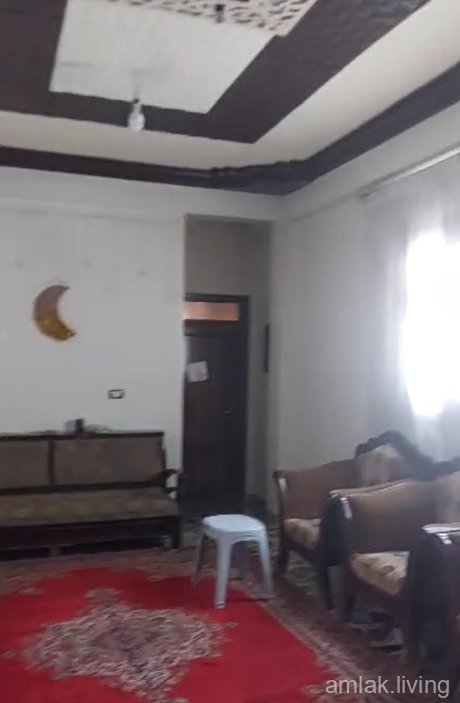 5 غرف وصالون مساحة فوق ٢٠٠متر موقعو بساحة شيخ الحدادين