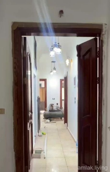 للبيع طابق تاني  4 غرف حرات