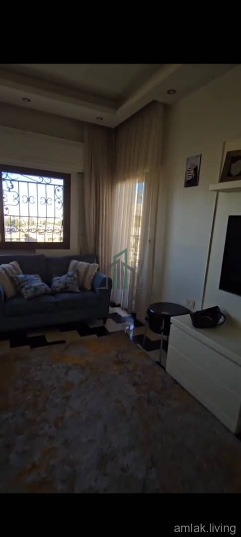 شقة مصلة على شارع 17 نيسان في تنظيم كفرسوسة للبيع