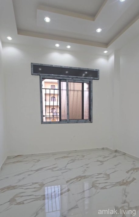 للبيع طابق تالت ٥ غرف حرات