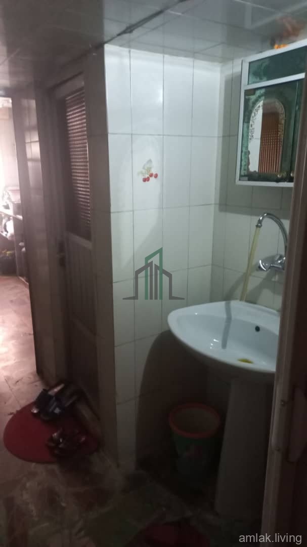 شقة خلف مشفى الهلال بالزاهرة القديمة للبيع