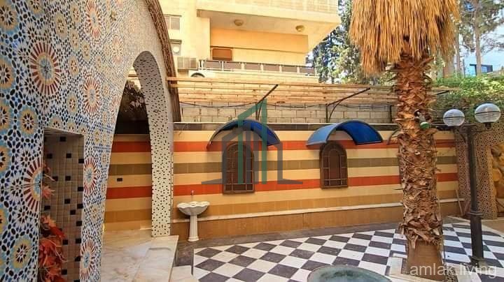 شقة بشارع الاسكندرية في المزة فيلات شرقية للبيع