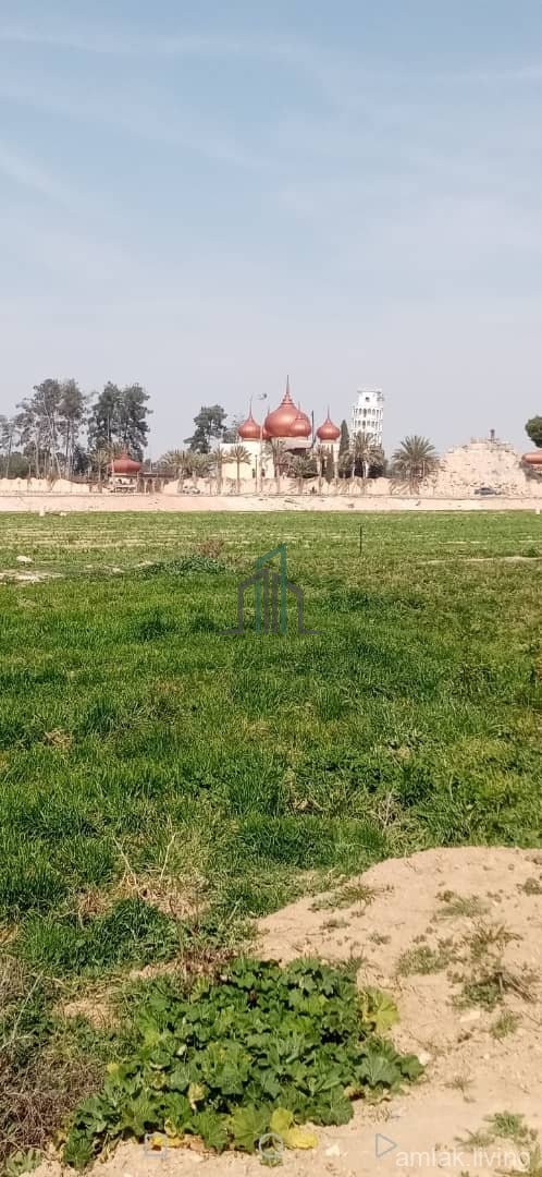 ⚜⚜للبيع ارض⚜⚜   ⚜#المنطقة : طريق المطار مقابل الف ليلة وليلة و خلف مطعم الجميرة