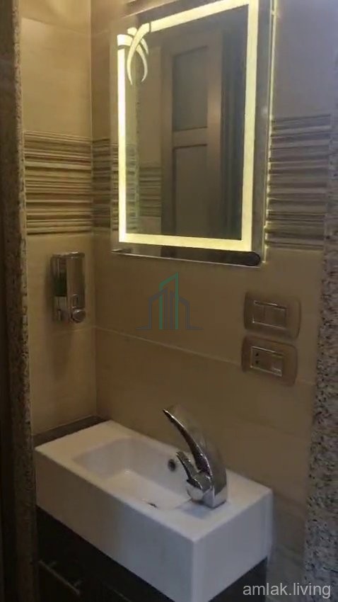 شقة في بناء معهد البهراء بتنطيم القزاز ببيلا للبيع (549)