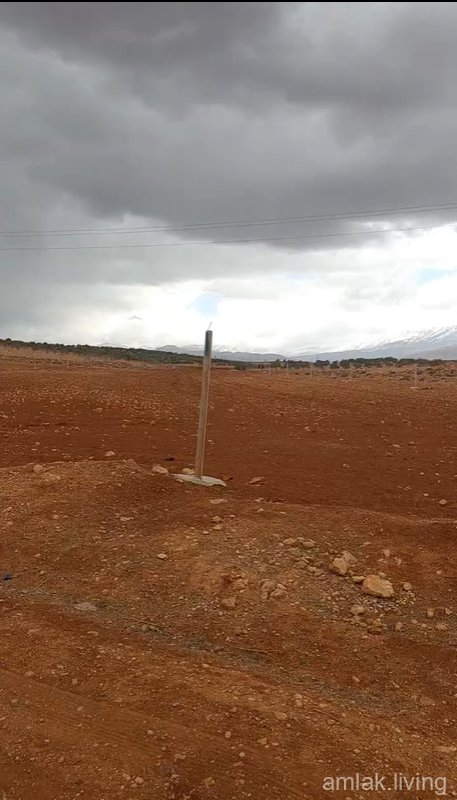 للبيع قطعة ارض مساحة 9600 متر طابو موقع