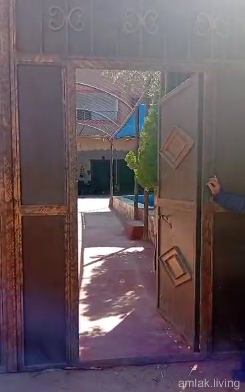 للبيع مزرعة 600متر طريق المطار الجسر الخامس خلف الكليه العرض(555)