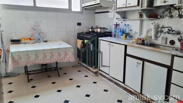 للبيع شقة 4غرف بحي التعاونية 140متر