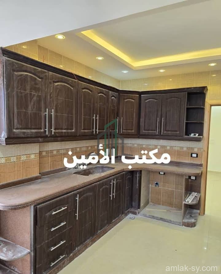 شقة 135م جاهزه نضافه تامه واكساء سوبر في الشيخ سعد للبيع