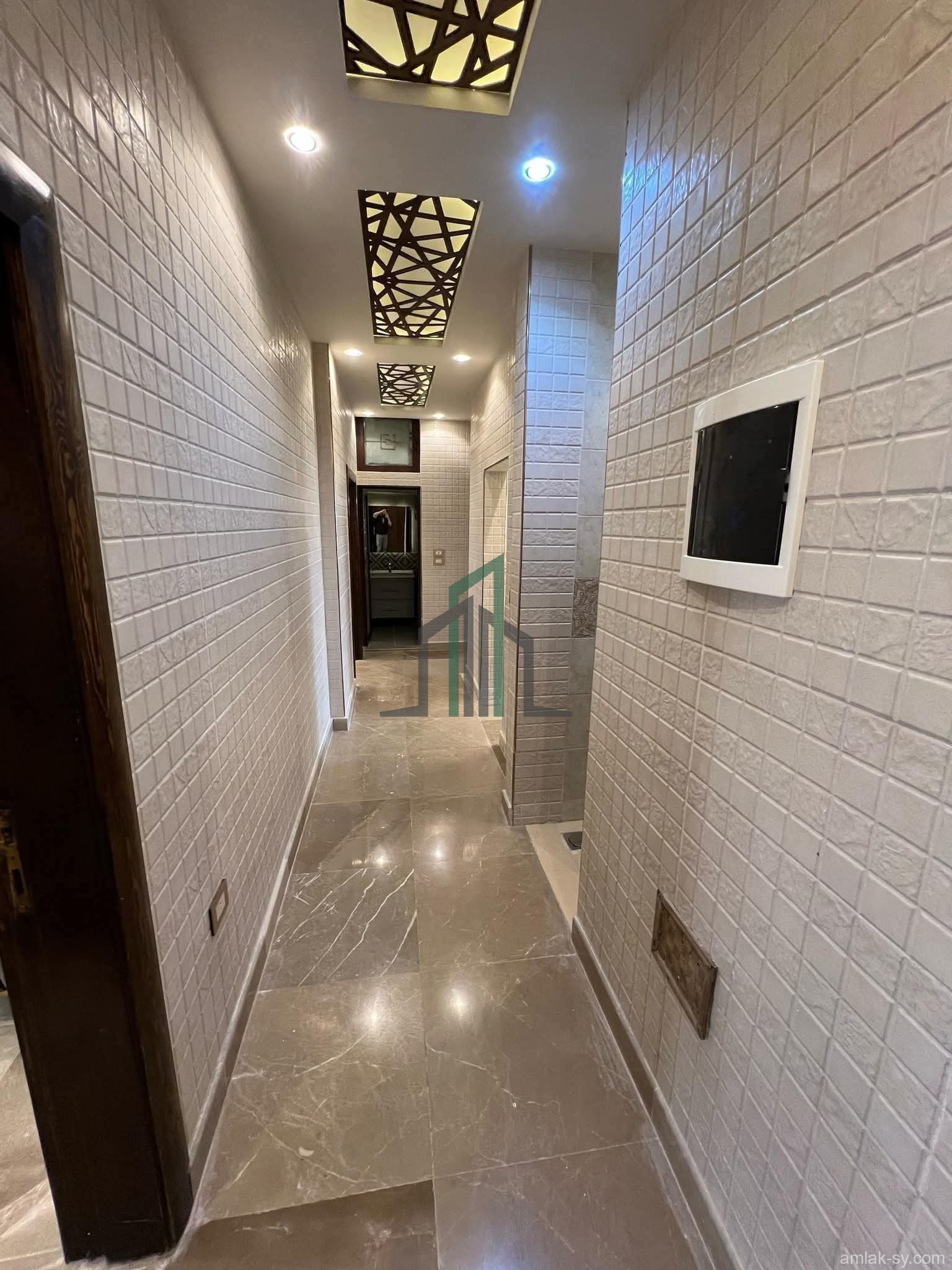 شقة 150م في التوسع العاشر مع العفش للبيع