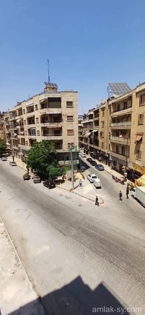 منزل للبيع  ٥ غرف العزيزية