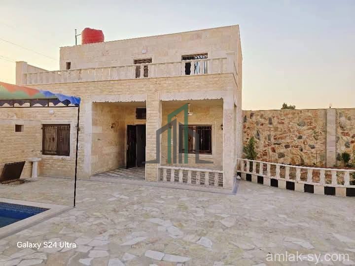 مزرعة 600م في مزارع الضاهرية للبيع