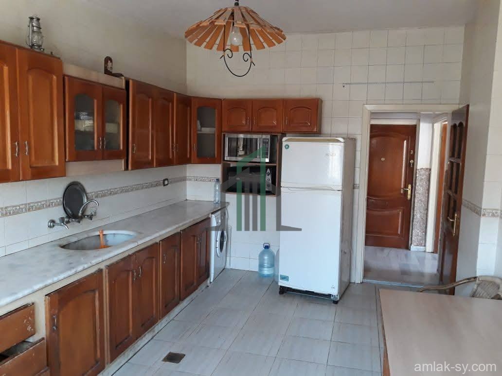 شقة 167م في السكن الاول للبيع