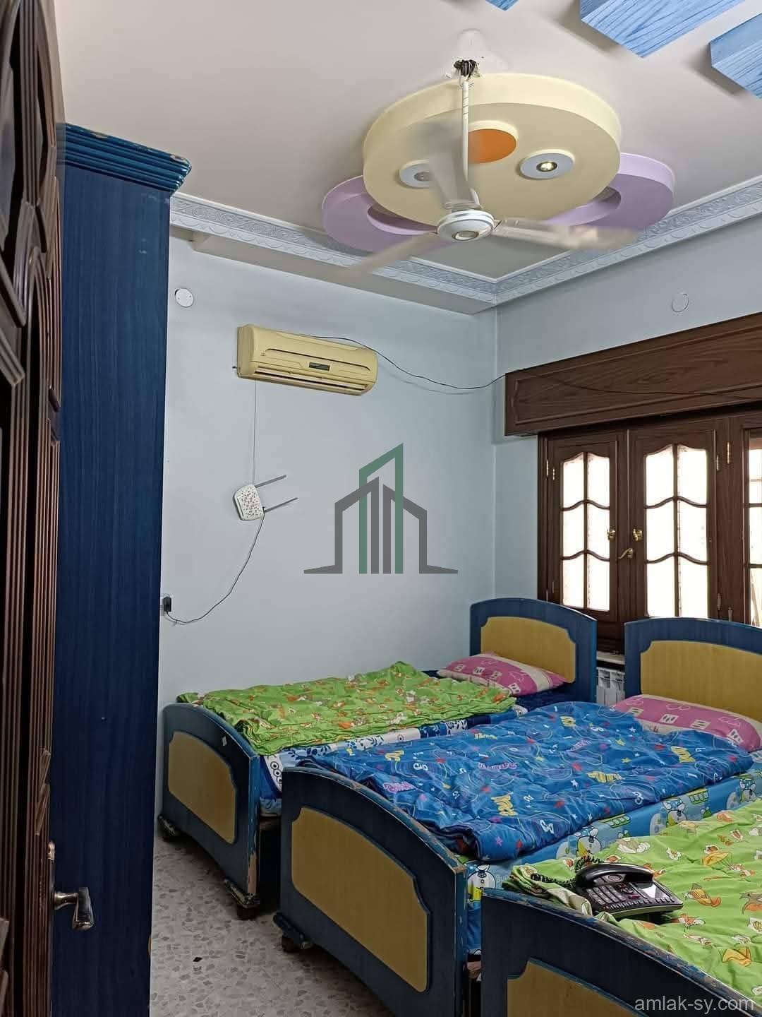 للبيع شقة 5غرف وصالون بالاندلس