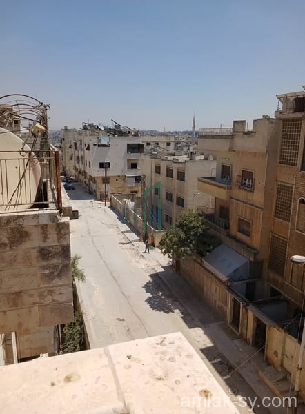 شقة 90م عضم في حي المحطة للبيع