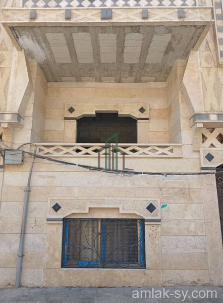 شقة 4 غرف عضم في حي البياض للبيعع