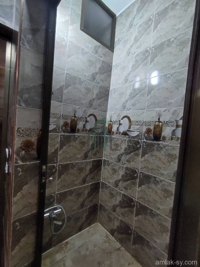 شقة 130م في حي السبيل للبيع