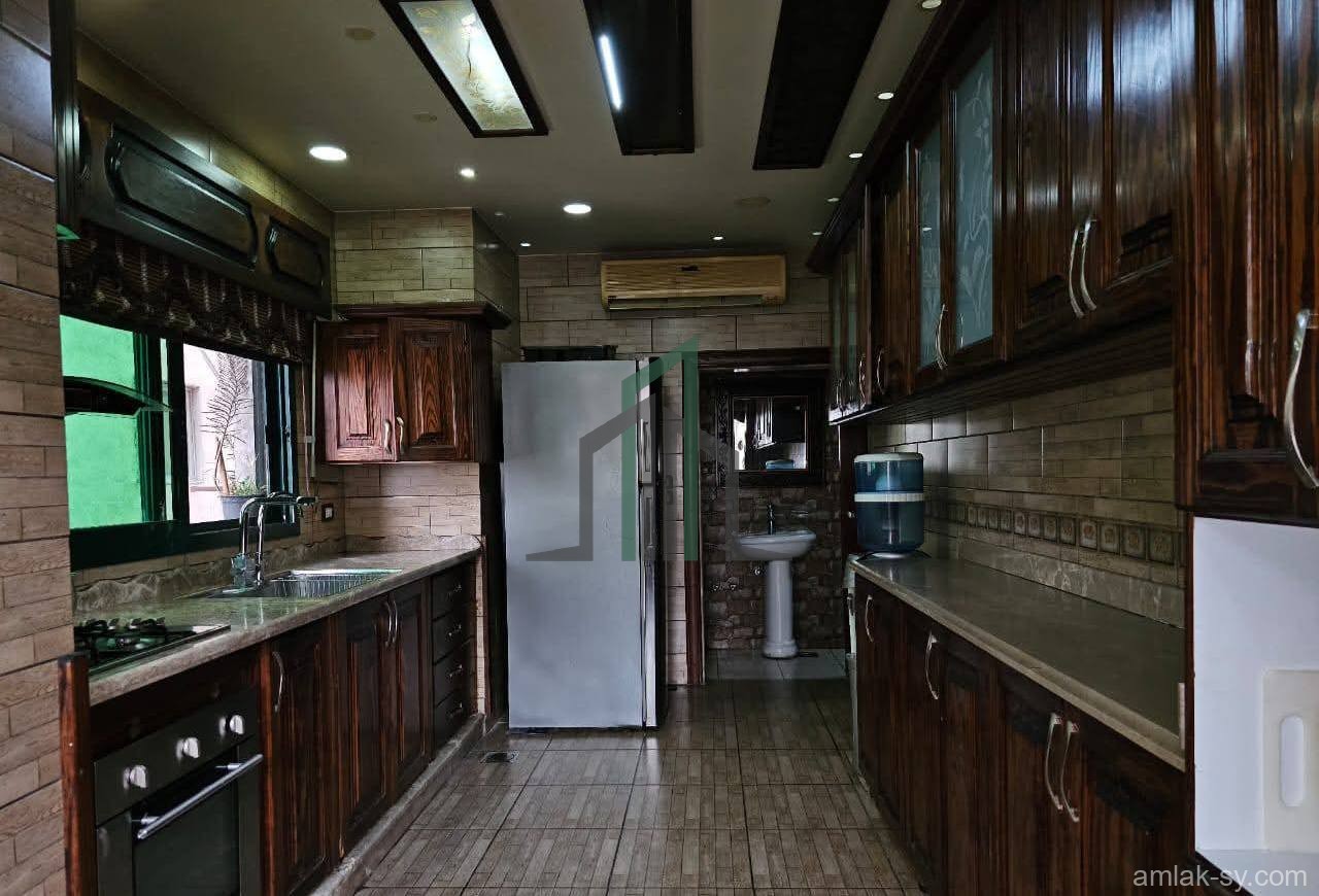 شقة 190م قرب دوار الزراعة للبيع