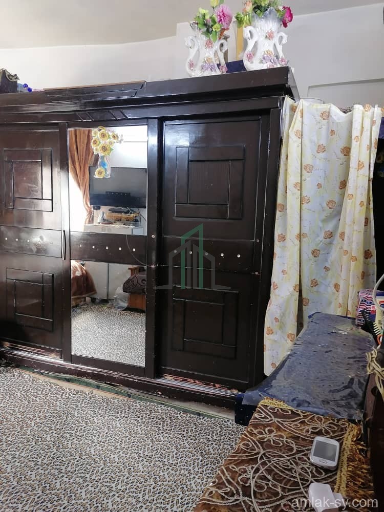 شقة 120م بجانب صيدلية انس في الميدان للبيع