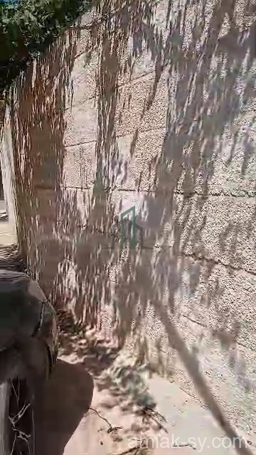 مزرعة 650م في زبدين للبيع (824)