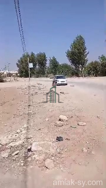 ارض داخل المخطط التنظيمي على ثلاث شوارع عالشارع العام في زبدين للبيع (949)