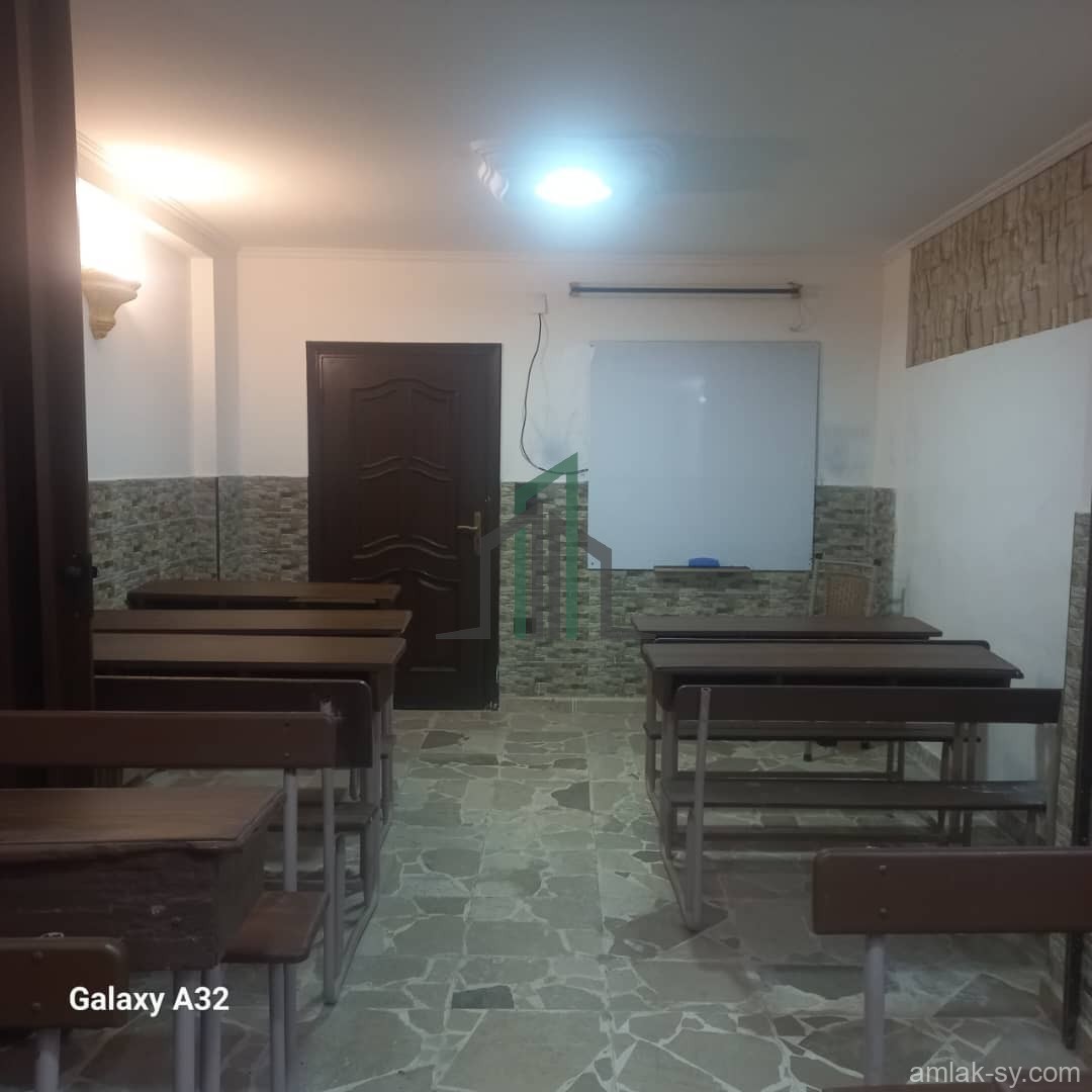 معهد 165م في قدسيا للبيع
