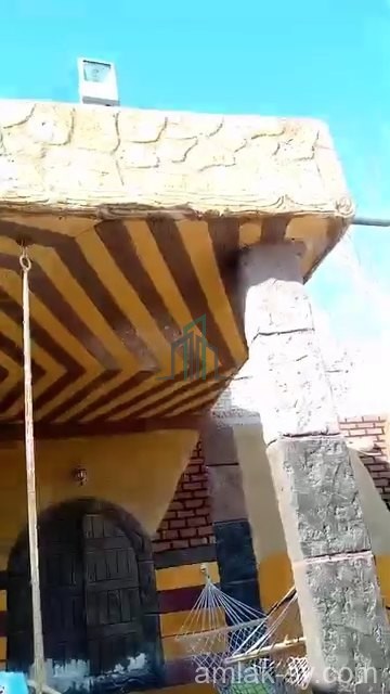 مزرعه مميزة جدا 550م جاهزة على المفتاح في زبدين للبيع (980)