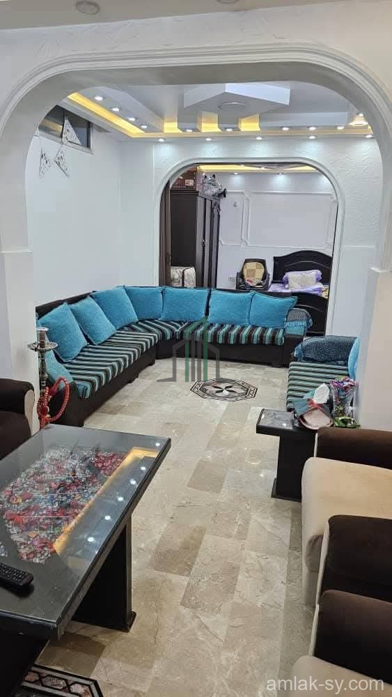 شقة مساحة ٩٠ متر شرقي ركن الدين مقابل دائرة الامتحانات