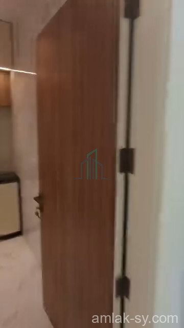 شقة 5 غرف وصالون على شارعين في حي البياض للبيع