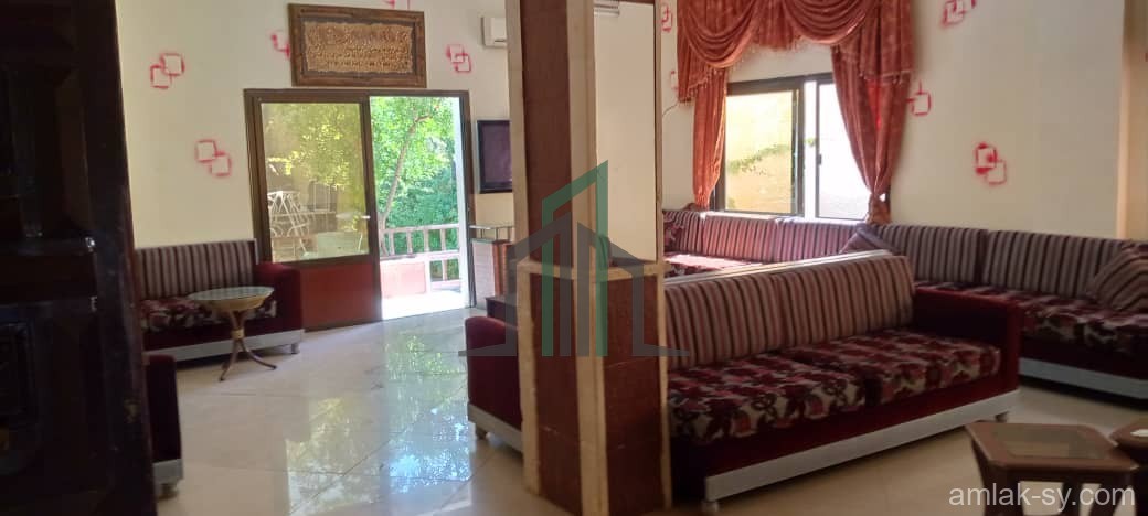 فيلا 300م على ارض بمساحة 1200م في بقين للبيع