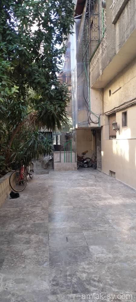 شقة للبيع 120 م شارع الأمين مقابل قسم الشاغور