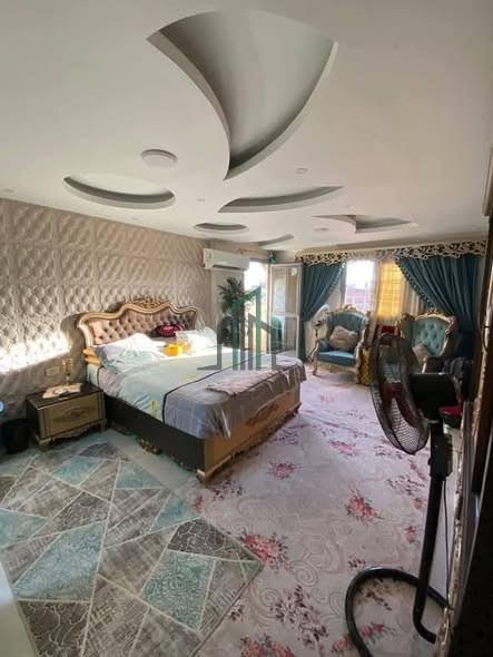 شقة 215م اطلالة على حديقة الجاحظ في ابو رمانة للبيع