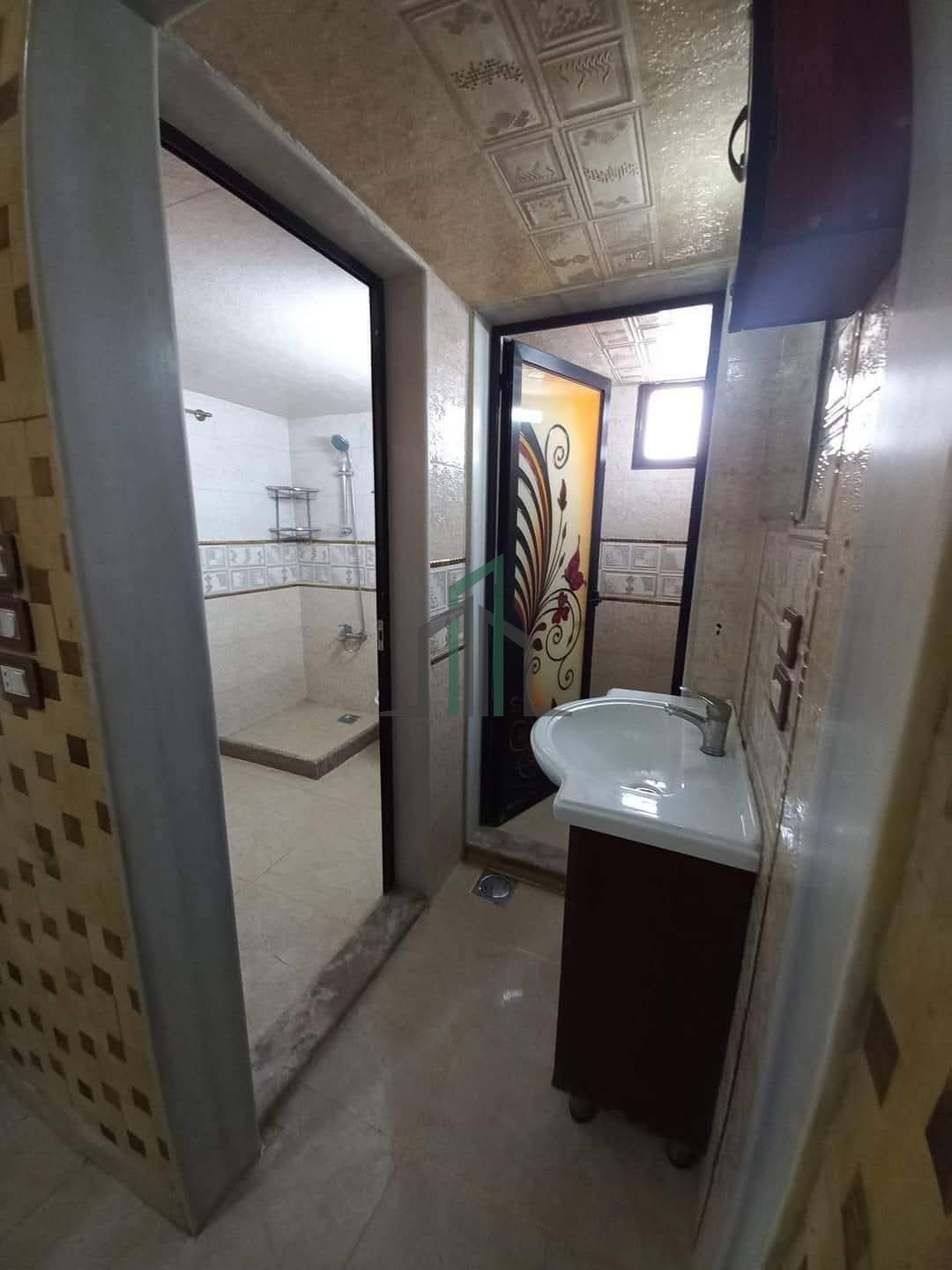 شقة للبيع شرقية غربية 130 م - أشرفية صحنايا موقف طوارئ الكهرباء