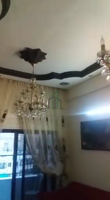 شقة للبيع حشوة شمالية - دمشق- شارع بغداد قرب فروج الزين