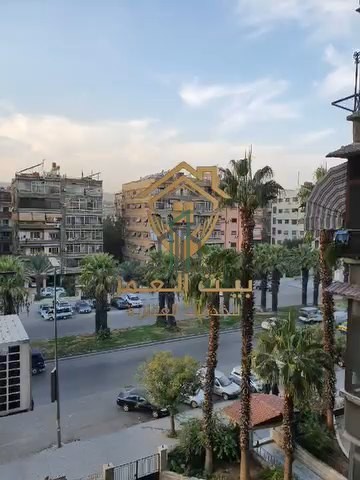 شقة للبيع 110 م شرقية شمالية جنوبية - دمشق- التجارة شارع فارس الخوري