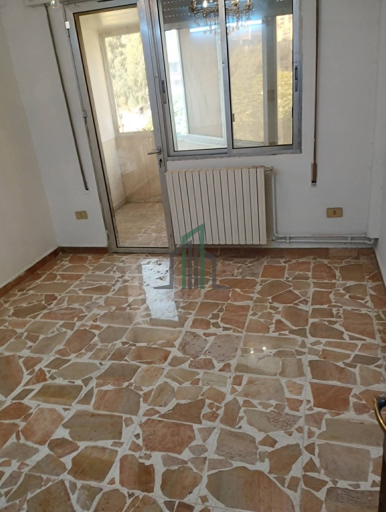 شقة للبيع 100 م - دمشق تقاطع حاميش وبرزة