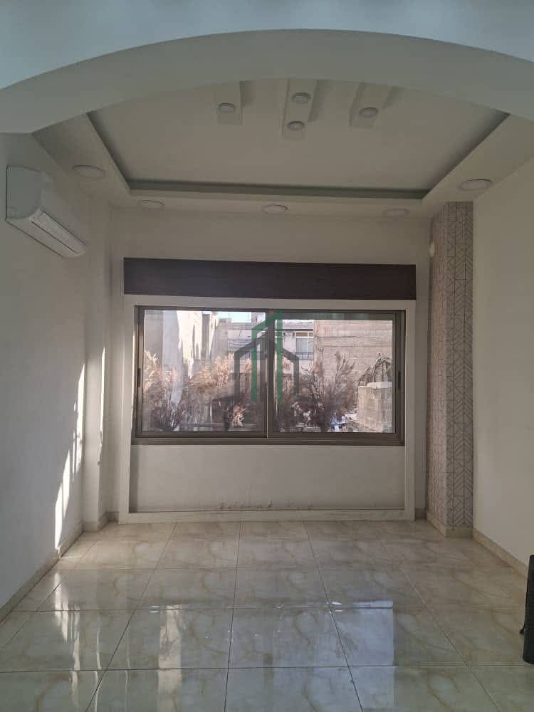 شقة للبيع 110 م قبلية شرقية- دمشق- الطلياني دخلة نادي النجوم